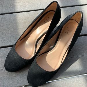 A New Day Dot Round Toe Wedge Heel Black
